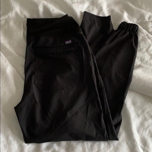Patagonia Pants - Paragonia Happy Hike studio pants